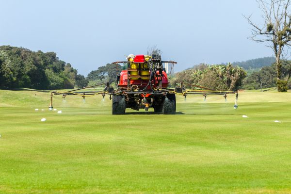 Golf Course Lawn Care in Duluth